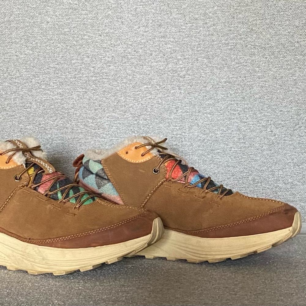 UGG Mens Boots Hiking Trainer Shoes - Picture 2 of 7